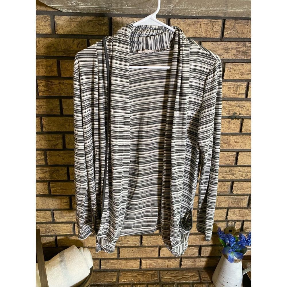 41 Hawthorn Women’s Striped Cardigan Swaeter